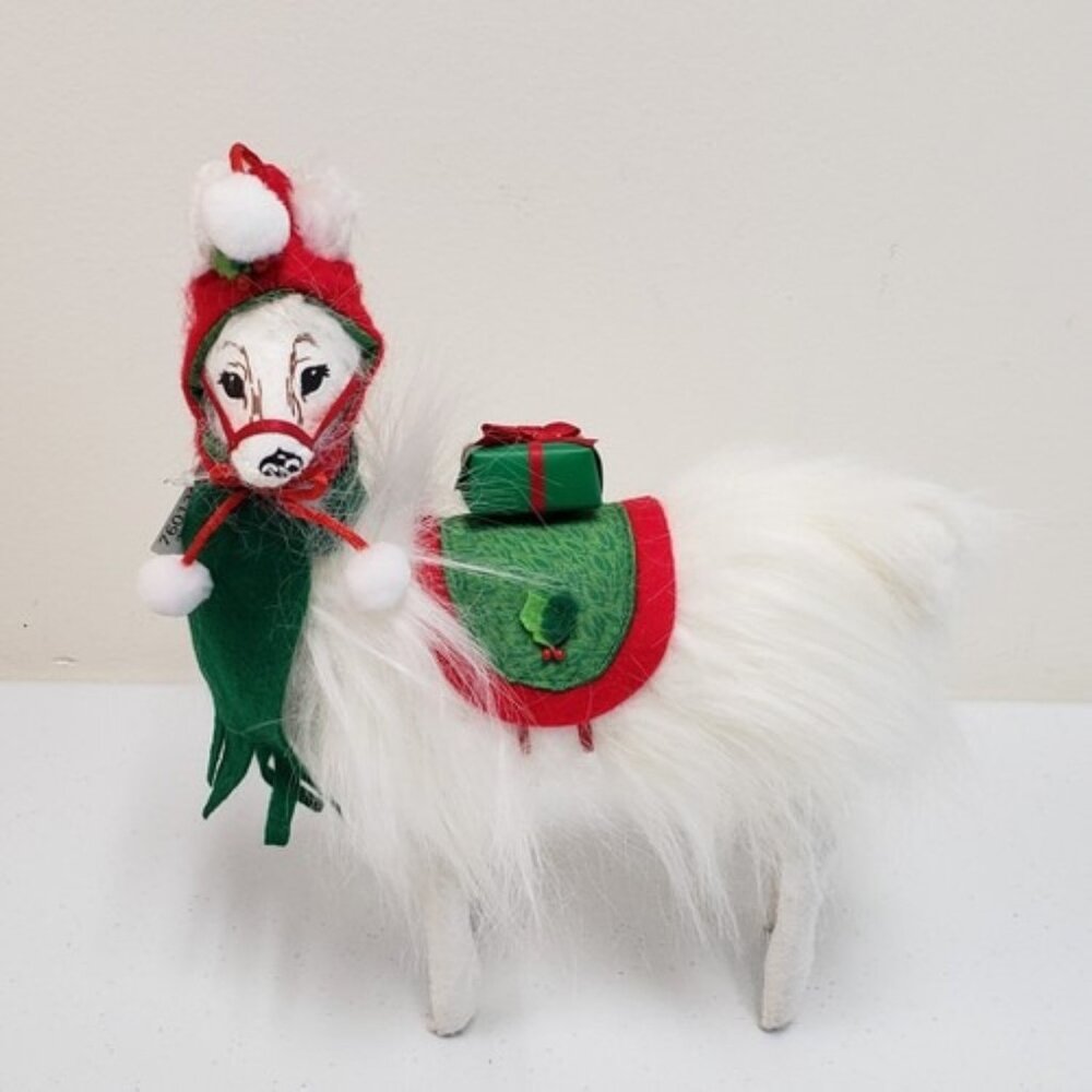 Annalee Very Merry Llama Christmas Holiday Animal 2020 Plush Display
